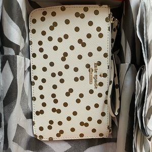 BRAND NEW Kate spade pouchette